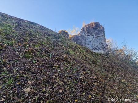 Očiščen zid - Stari grad_2